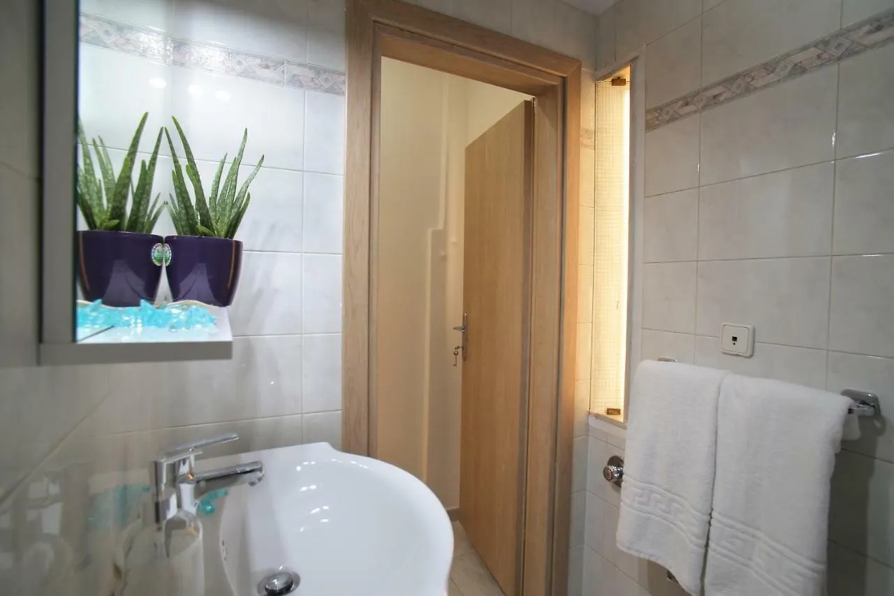 Stylish Modern Apartment, Nilie Hospitality Mgmt Thessaloniki Apartment